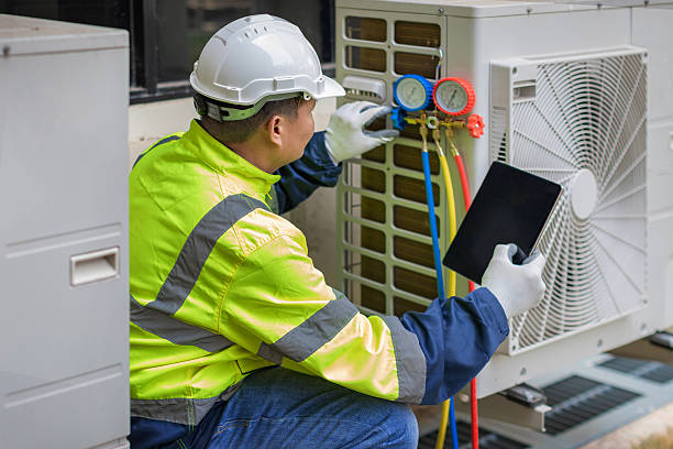 Professional Ac Installation technician working in Long Beach, IN